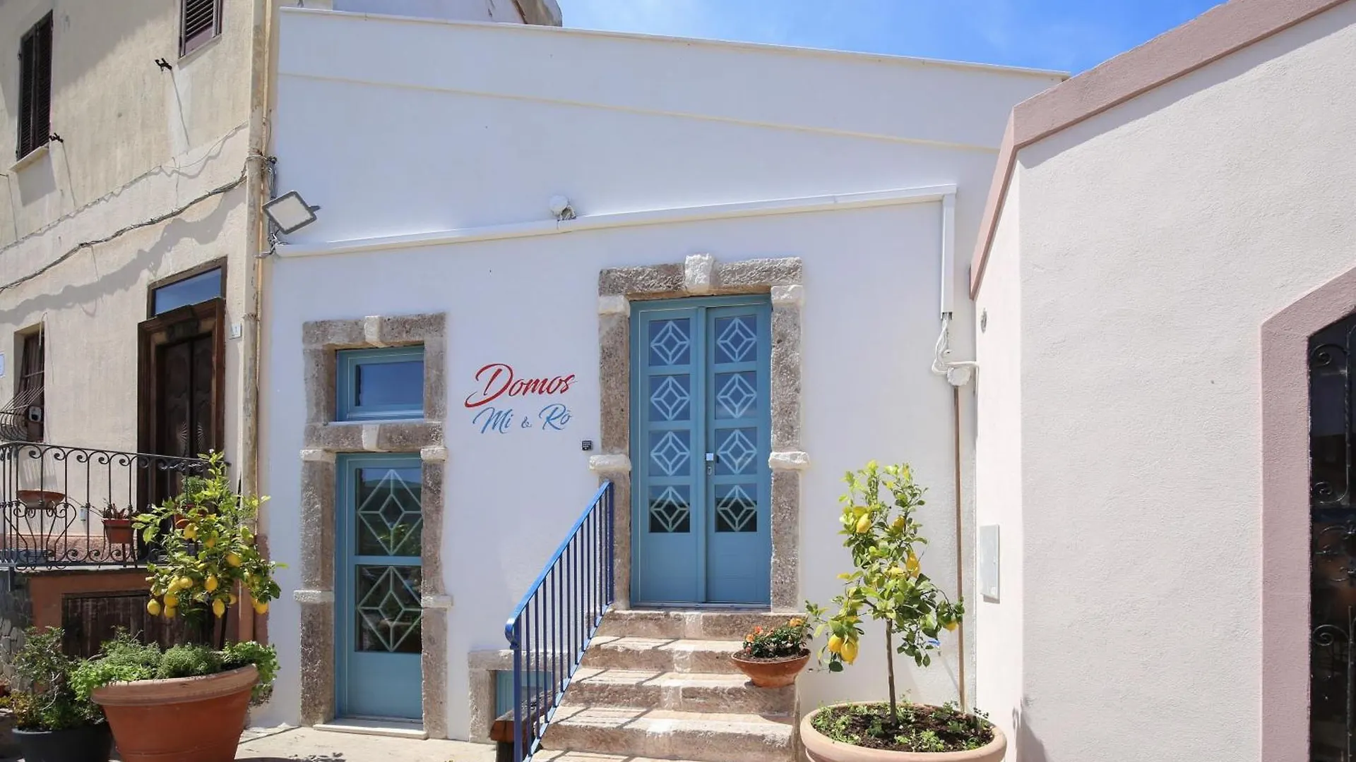 B&B Domos Mi & Ro كاستيلساردو 0*,  إيطاليا